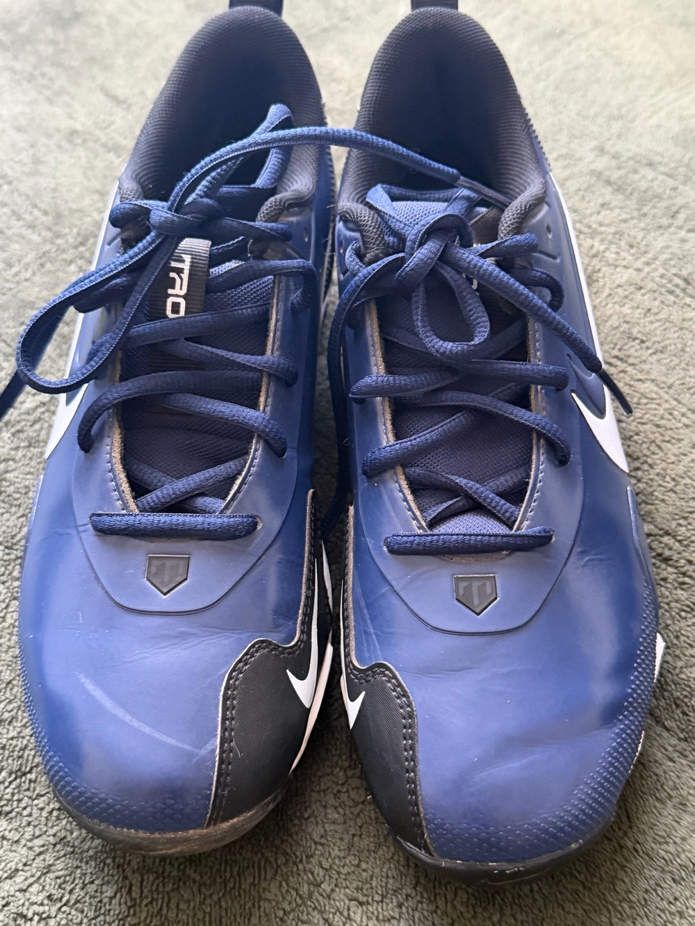 Nike Force Trout 9 Keystone baseball cleats in a midnight navy and white. - Picture 6 of 6